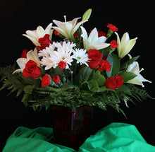 Load image into Gallery viewer, Beauty Ornamental